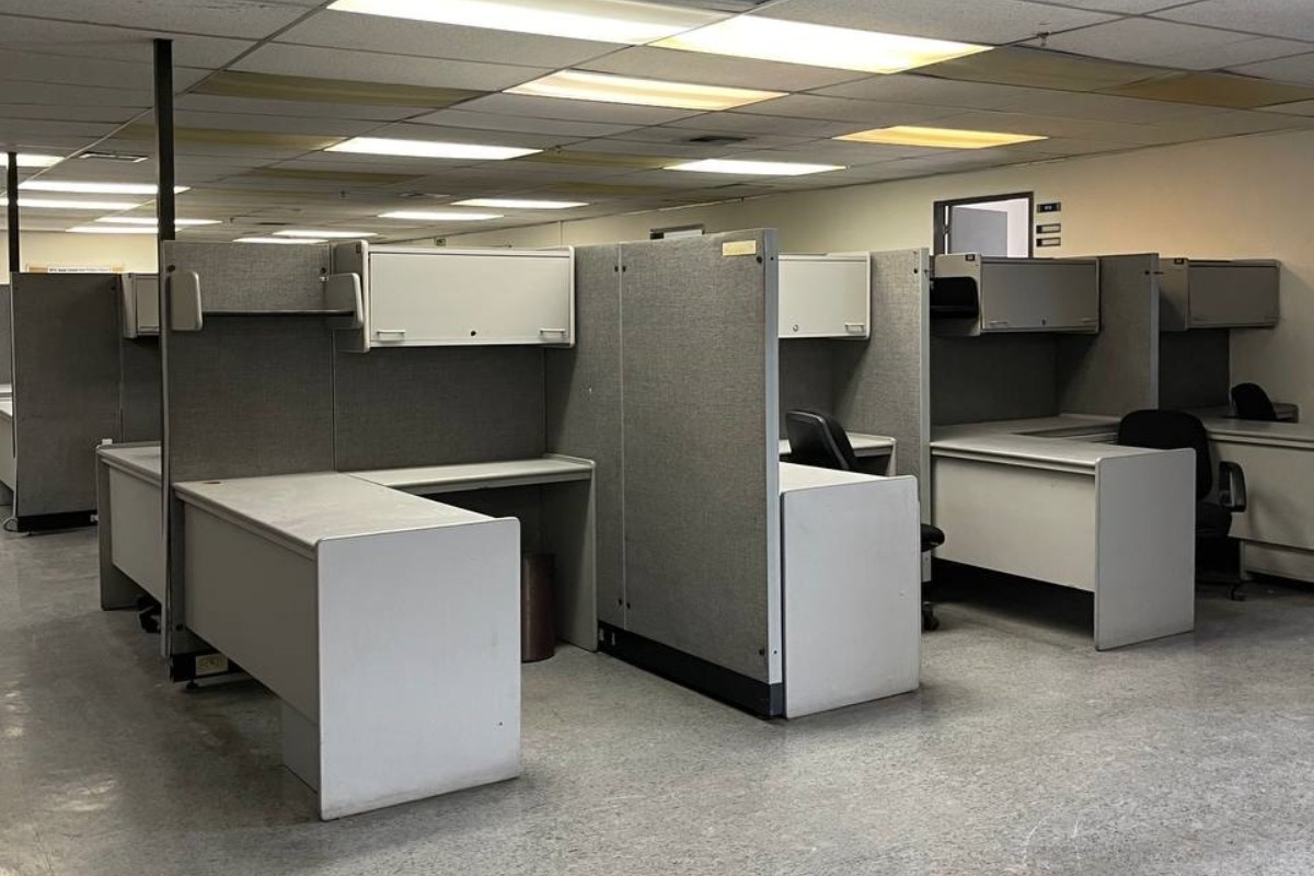 La Urbina entre Calle 1 y 2  Caracas 1073 Mirella Crisafulli